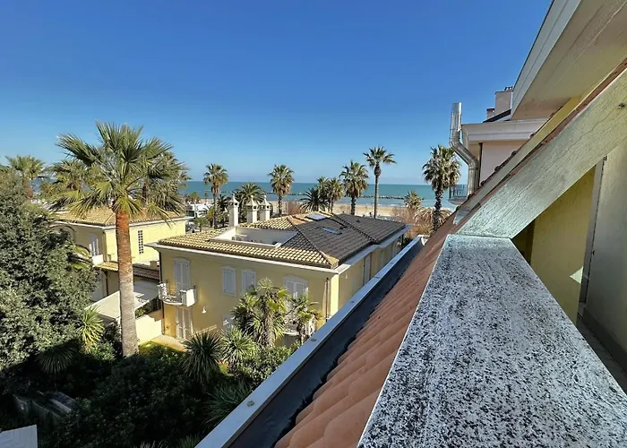 公寓 Ferrari 圣贝内代托-德尔特龙托