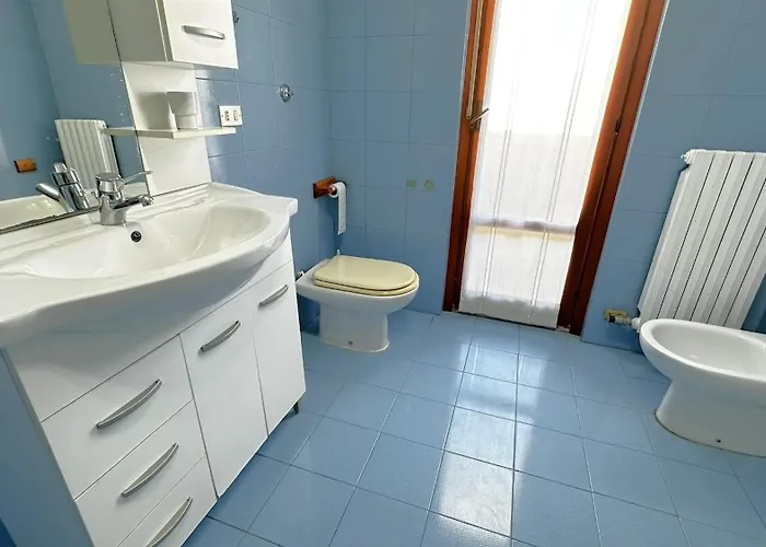 Ferrari 公寓 圣贝内代托-德尔特龙托